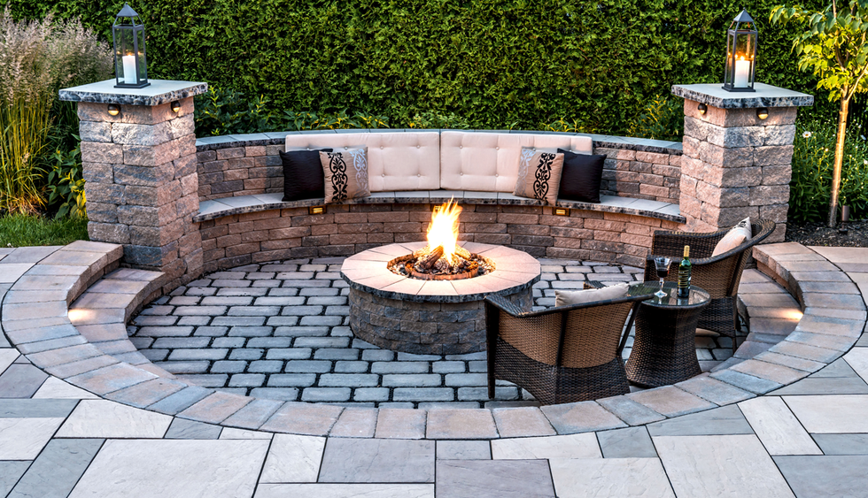 unique center living room firepits